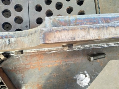 溫縣金屬破碎機(jī)及元科金屬粉碎機(jī) 廢舊轎車金屬破碎機(jī)價(jià)格與礦山機(jī)械設(shè)備配件解析